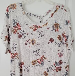 Maurices Floral Blouse in Red, Yellow, and Gray